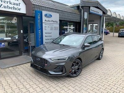 Neu Ford Focus ST 280 PS (205 kW) 2025 Grau Limousine