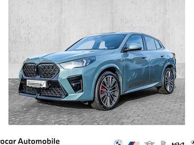 Grün Gebraucht 2024 BMW X2 Luxury Line SUV | 38.995 € (Guter Preis)