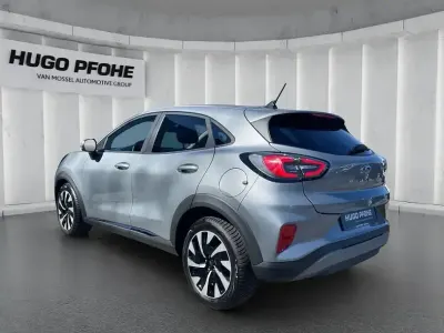 Gebraucht Ford Puma Titanium 125 PS (91 kW) 2024 Solar silver metallic SUV