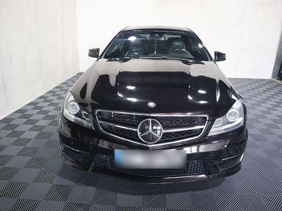 Mercedes C63 AMG