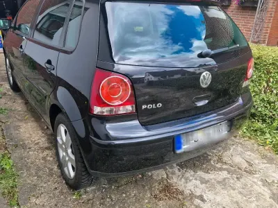 Gebraucht VW Polo 60 PS (44 kW) 2009 Schwarz Kleinwagen