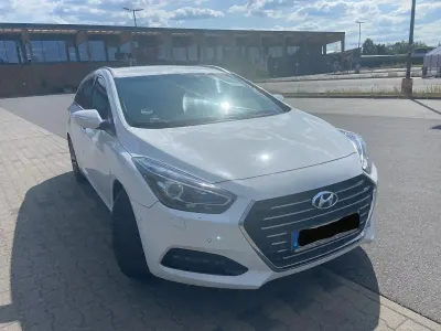 Gebraucht Hyundai i40 141 PS (103 kW) 2016 Weiß Kombi