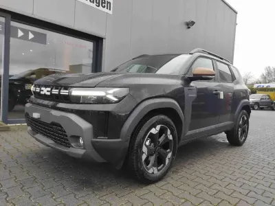 Neu Dacia Duster Extreme 140 PS (102 kW) 2026 Grün SUV
