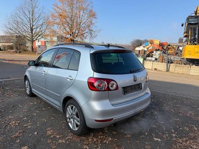 Gebraucht VW Golf VII Comfortline 105 PS (77 kW) 2012 Silber Limousine