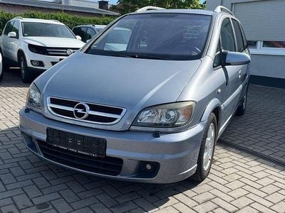 Usata Opel Zafira 150 CV (110 kW) 2005 Grigio Monovolume