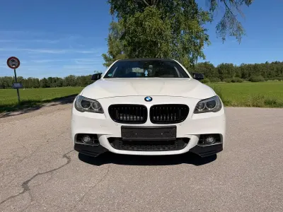 Gebraucht BMW 530 Comfort Edition 268 PS (197 kW) 2015 Weiß Limousine