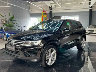 Gebraucht VW Touareg 204 PS (150 kW) 2015 Schwarz SUV