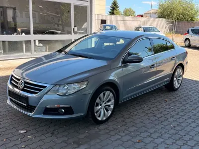 Gebraucht VW Passat Basis 140 PS (102 kW) 2011 Grau Limousine