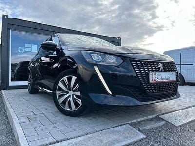 Gebraucht Peugeot 208 Active 102 PS (75 kW) 2021 Schwarz perla nera/typ Kleinwagen