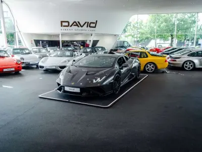 Gebraucht Lamborghini Huracán 640 PS (470 kW) 2023 Grau Coupé