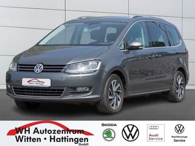 Indiumgrau metallic Gebraucht 2018 VW Sharan Sound Van / Kleinbus | 23.909 € (Fairer Preis)