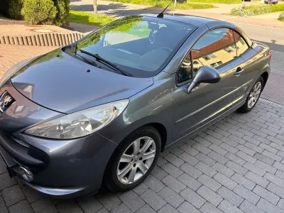 Gebraucht Peugeot 207 CC Sport 120 PS (88 kW) 2008 Grau Cabrio