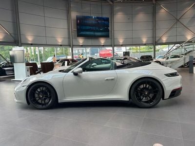 Porsche 911 Carrera GTS