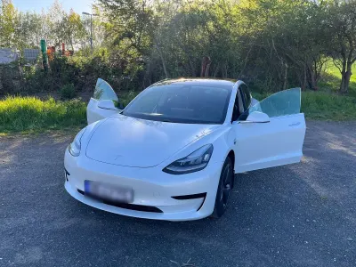 Occasion Tesla Model 3 Standard Range Plus 239 kW (325 PK) 2020 Wit Sedan