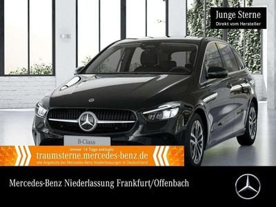 Gebraucht Mercedes B200 Advanced 163 PS (119 kW) 2025 Schwarz Van / Kleinbus