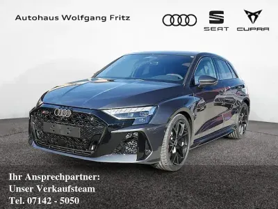Gebraucht Audi RS3 Sportback Comfort 400 PS (294 kW) 2026 Daytonagrau perleffekt Kleinwagen