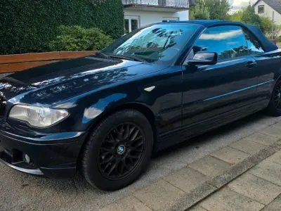 Gebraucht BMW 318 150 PS (110 kW) 2005 Blau Cabrio