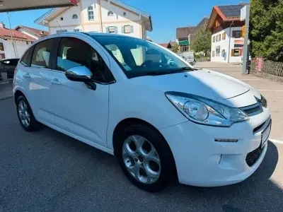Gebraucht Citroën C3 SELECTION 68 PS (50 kW) 2016 Weiß Kleinwagen