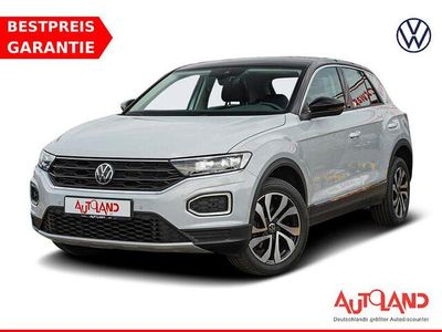 Usado VW T-Roc Active 150 HP (110 kW) 2022 Azul SUV