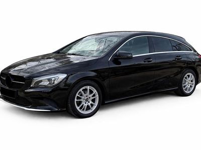 Gebraucht Mercedes CLA200 Shooting Brake 136 PS (100 kW) 2018 Schwarz Kombi