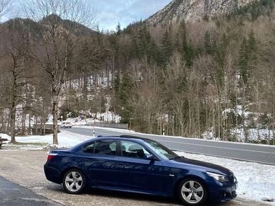 BMW 523