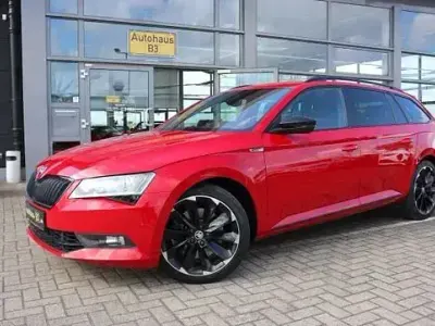 Gebraucht Skoda Superb SportLine 272 PS (200 kW) 2019 Rot Kombi