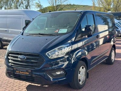 Begagnad Ford Transit Custom Trend 131 HK (96 kW) 2021 Blå Minibuss