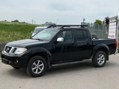 Gebraucht Nissan Navara 190 PS (139 kW) 2010 Schwarz Pickup