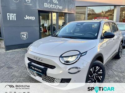 Neu Fiat 600 Business 114 kW (156 PS) 2026 Cappuccino beige SUV