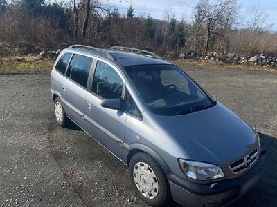 Usata Opel Zafira Njoy 125 CV (91 kW) 2004 Grigio Monovolume