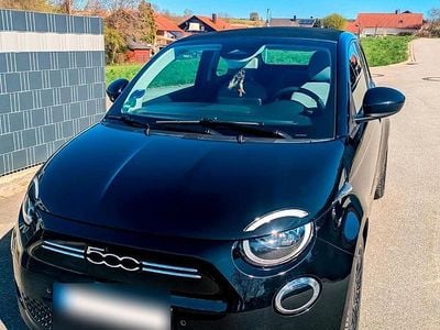 Usata Fiat 500e Icon 86 kW (118 CV) 2022 Nero Cabrio
