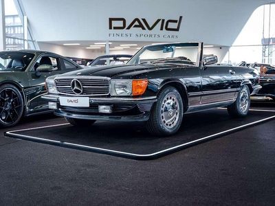 Second-hand Mercedes 560 231 CP (169 kW) 1986 Negru Cabrio