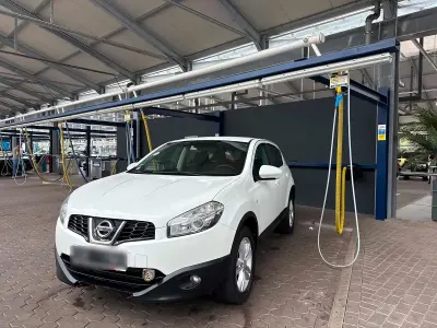 Gebraucht Nissan Qashqai 130 PS (95 kW) 2012 Weiß SUV