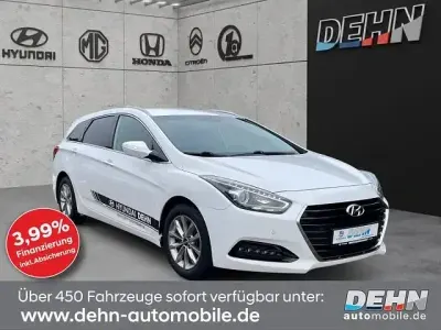 Gebraucht Hyundai i40 Trend 135 PS (99 kW) 2018 Weiß Kombi