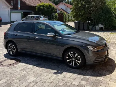 Gebraucht VW Golf VII United 150 PS (110 kW) 2021 Grau Kleinwagen