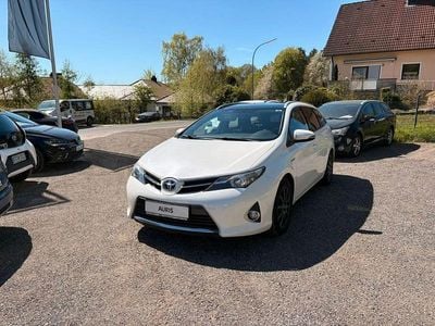 Usata Toyota Auris Touring Sports Life+ 136 CV (100 kW) 2013 Bianco Station wagon