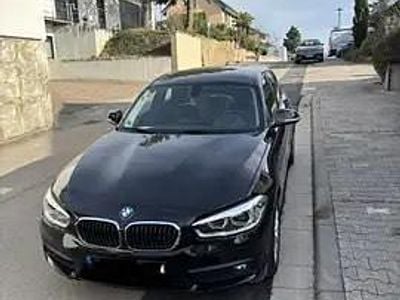 Gebraucht BMW 118 Advantage 136 PS (100 kW) 2017 Schwarz Kleinwagen