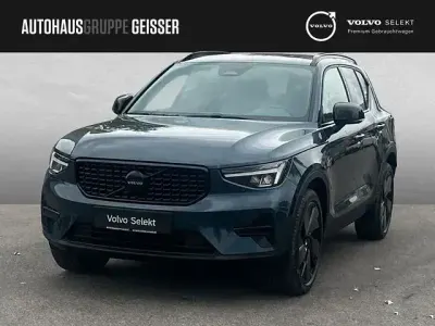 Gebraucht Volvo XC40 Plus 163 PS (119 kW) 2025 Denim blue SUV