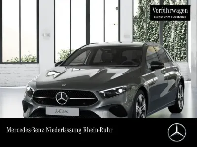 Gebraucht Mercedes A200 Progressive 163 PS (119 kW) 2026 Grau Limousine