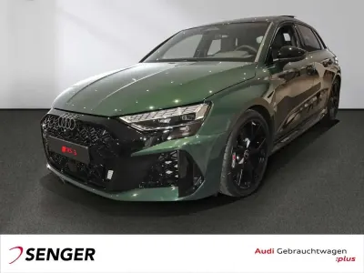 Gebraucht Audi RS3 Sport 400 PS (294 kW) 2026 Goodwoodgrünperleffekt Limousine
