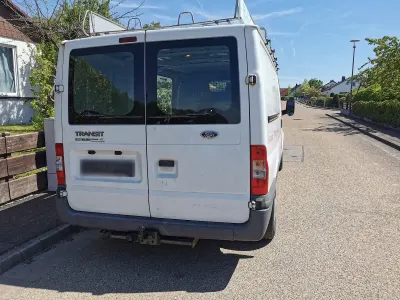 Gebraucht Ford Tourneo 140 PS (102 kW) 2010 Weiß Van / Kleinbus