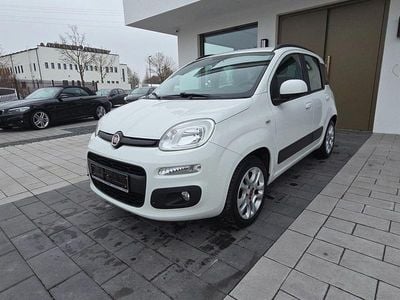Weiß Gebraucht 2015 Fiat Panda Lounge Kleinwagen | 7.890 € (Fairer Preis)