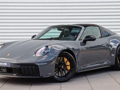 Grau Gebraucht 2025 Porsche 911 Targa 4 Cabrio | 255.992 €