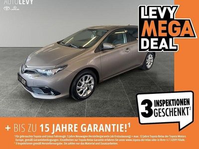 Second-hand Toyota Auris Basis 116 CP (85 kW) 2015 Maro Berlinǎ