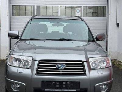 Begagnad Subaru Forester Comfort 158 HK (116 kW) 2008 Silver SUV