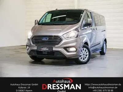 Gebraucht Ford Tourneo Custom Titanium 2020 Silber Van