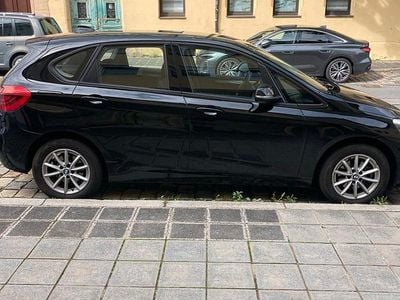 BMW 218