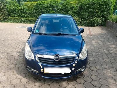 Opel Agila
