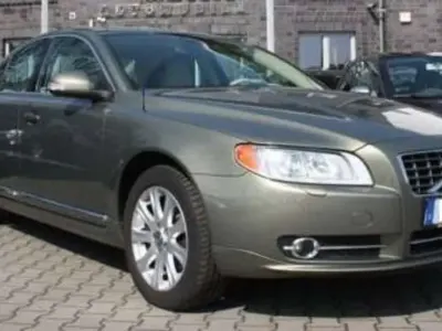 Gebraucht Volvo S80 Summum 145 PS (106 kW) 2010 Grün Limousine