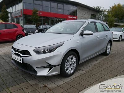 Neu Kia Ceed 99 PS (72 kW) 2025 Silber Kleinwagen